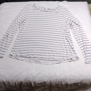 White house Black market women's long sleeved large sized top